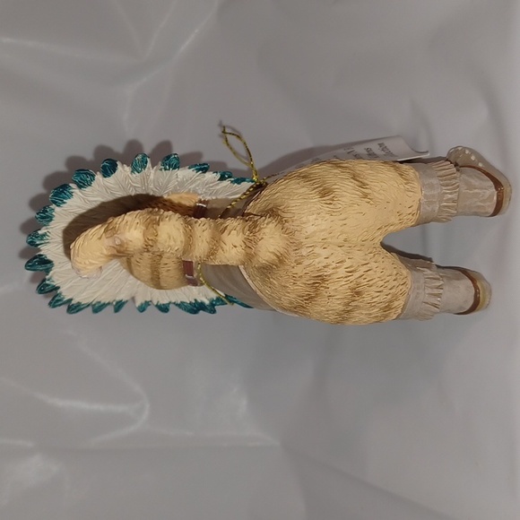 Hamilton Collection "Chief Runs with Paws 🐾 - Picture 3 of 9